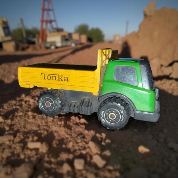 Vintage 1976 Tonka Mites Cargo Truck Japan Green & Yellow Diecast Truck 4” A34 - Picture 7 of 7